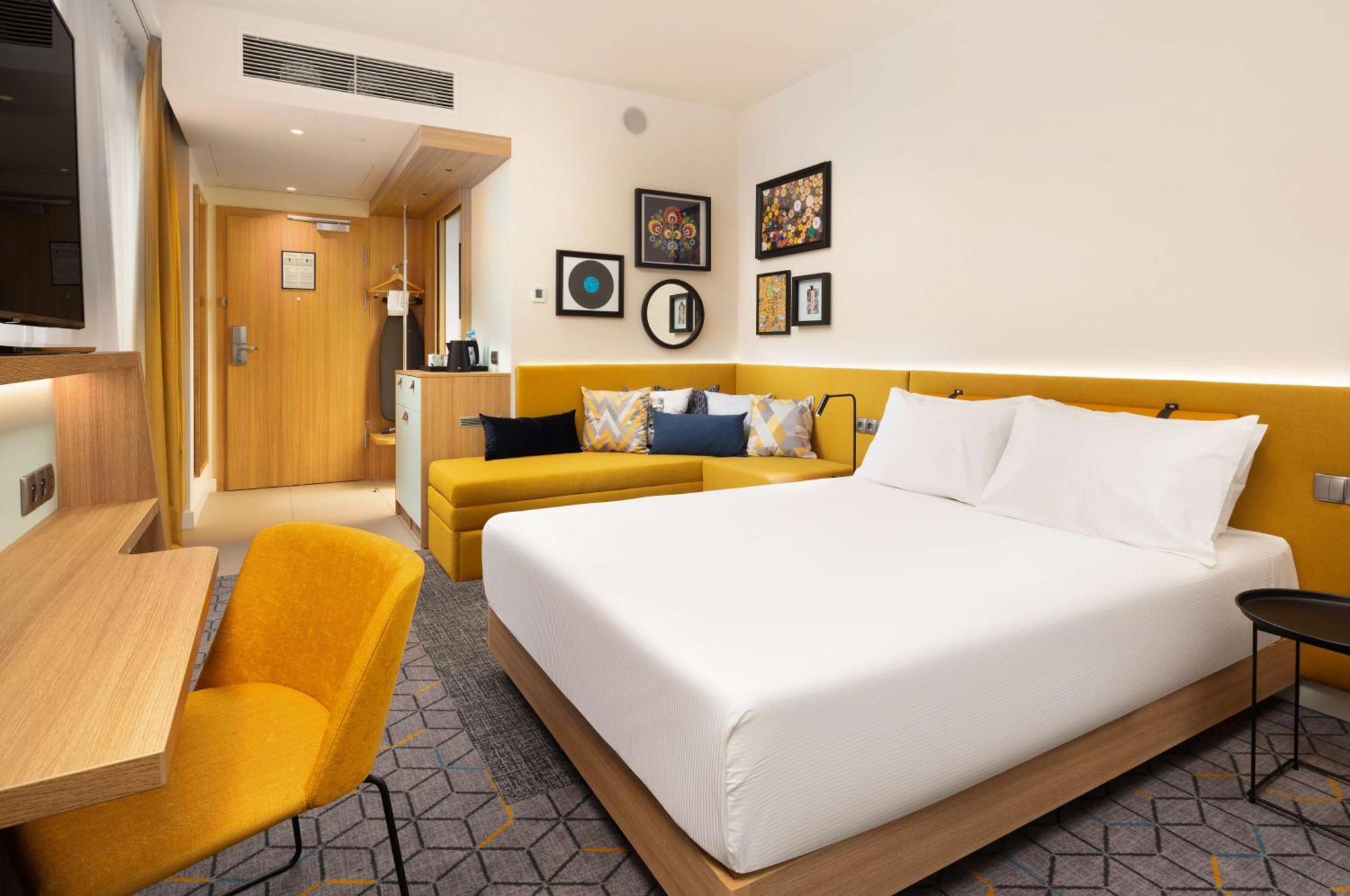 Hampton By Hilton Lodz City Center Exterior photo